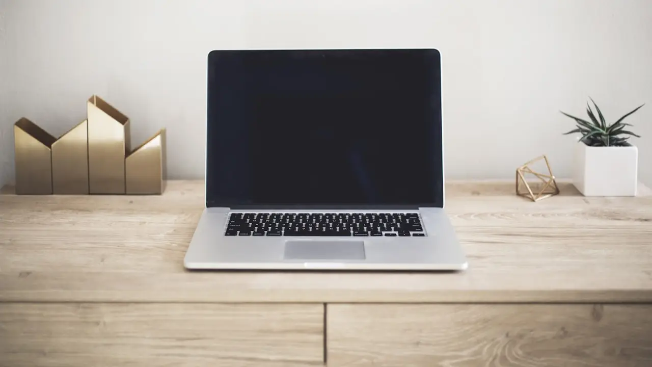 Como ter um site profissional que vende (mesmo sem entender de tecnologia)